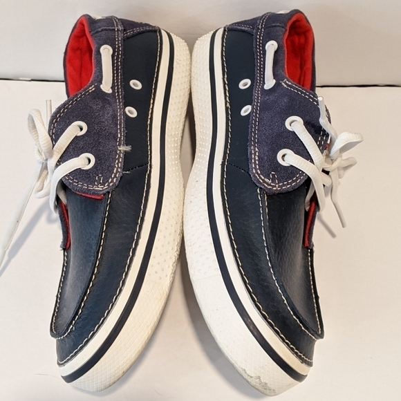 CROCS boys navy blue boat shoes size 6 - Picture 6 of 14